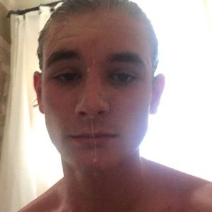 Meet your Posher, Adam